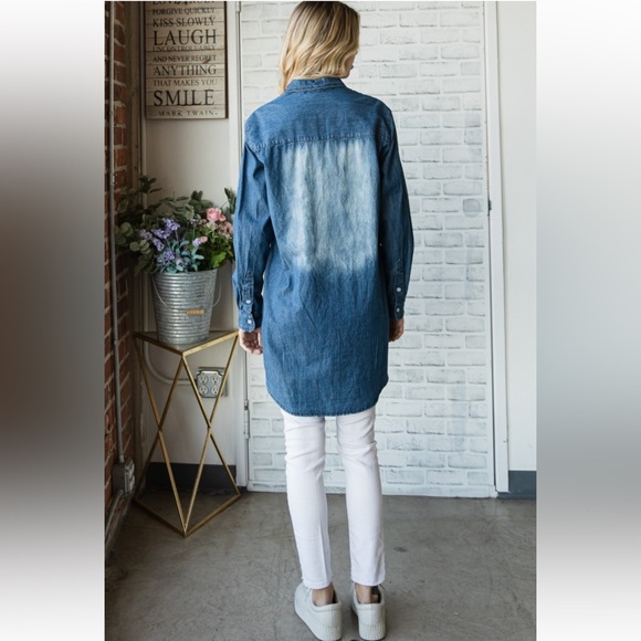 44 Fabulous Long Steere Button Down Washed Denim Long Shirt - Picture 6 of 6